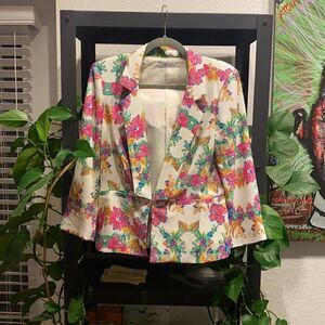 Women’s Floral Pink Blazer Pink Medium Never Worn